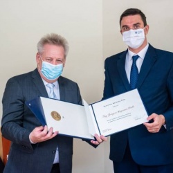 Dr. JURAJ LAPIN, HOLDER OF THE AUREL STODOLA DISTINCTION OF SAV